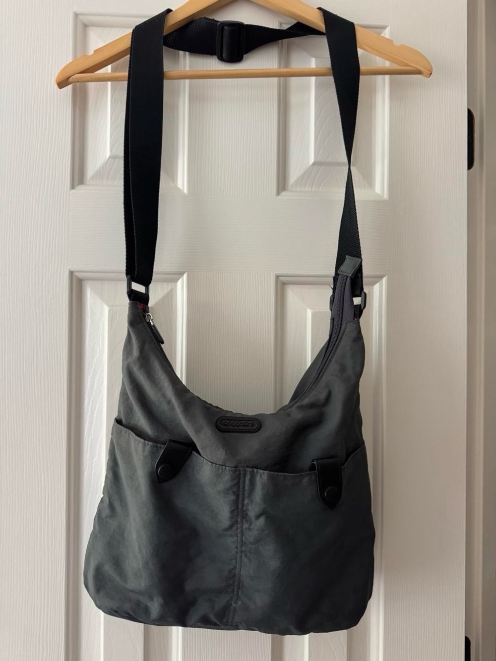 Baggallini Women’s Crossbody Shoulder Bag